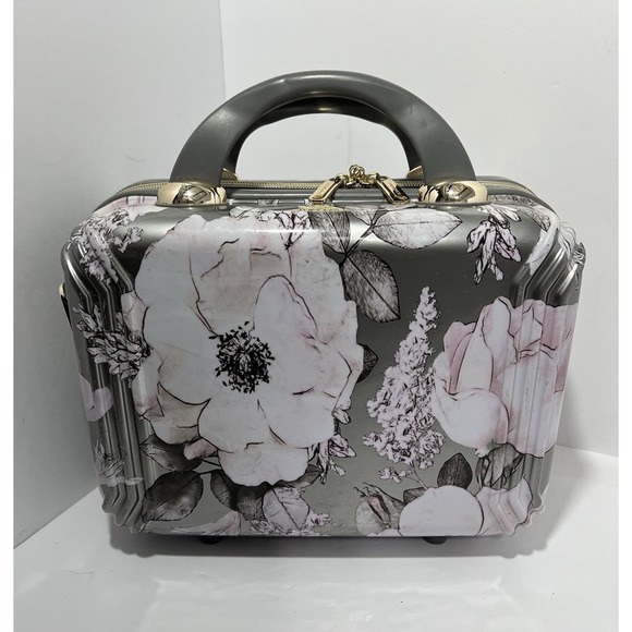 Triforce Handbags - TRIFORCE Elite Silver Floral Hard Beauty Travel Case *No strap*